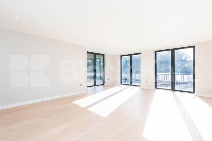 1326sqft 3 bed 3 bath apartment with a huge roof terrace  Tottenham Lane, Crouch End